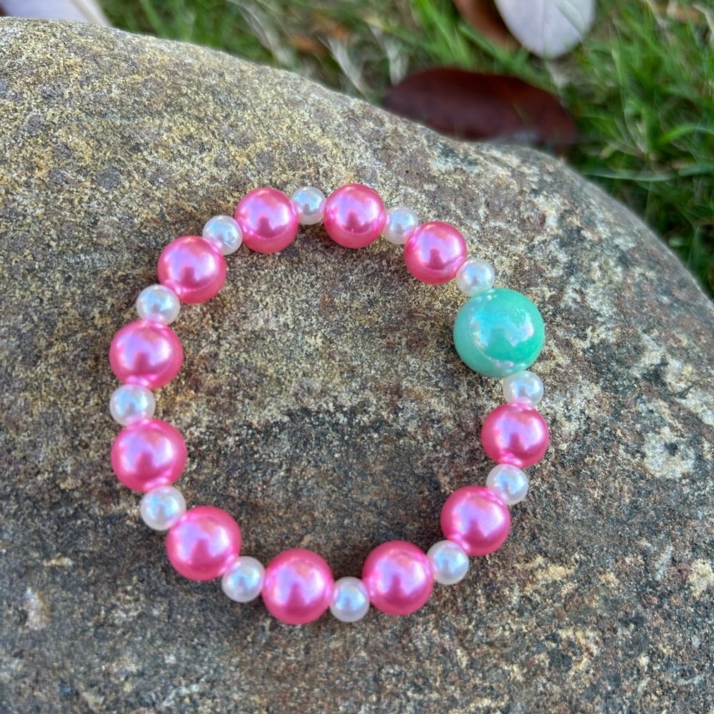 Pink and White Beaded Bracelet